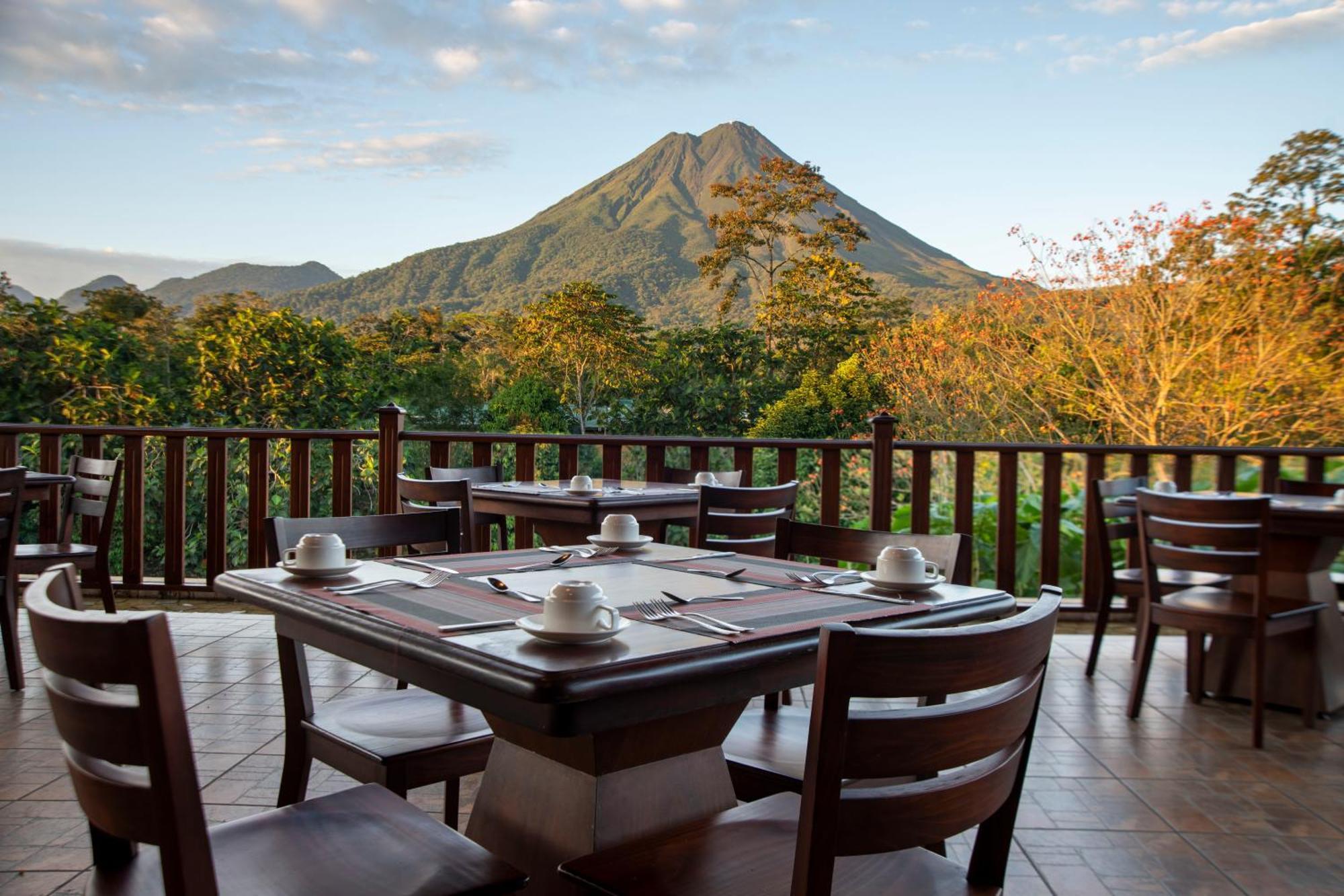 Arenal Manoa Resort & Hot Springs La Fortuna Exterior photo